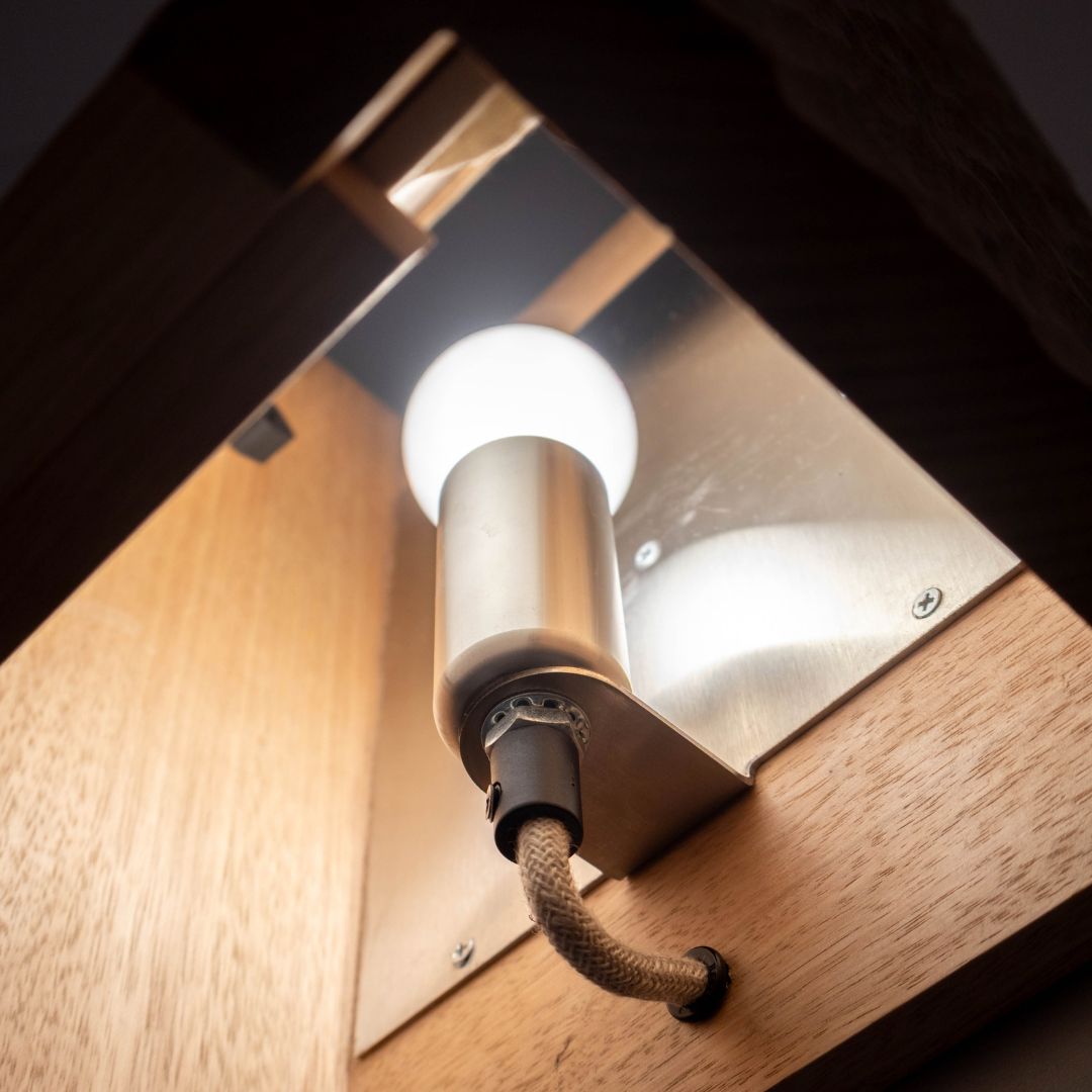 Uri Table Lamp — Lood