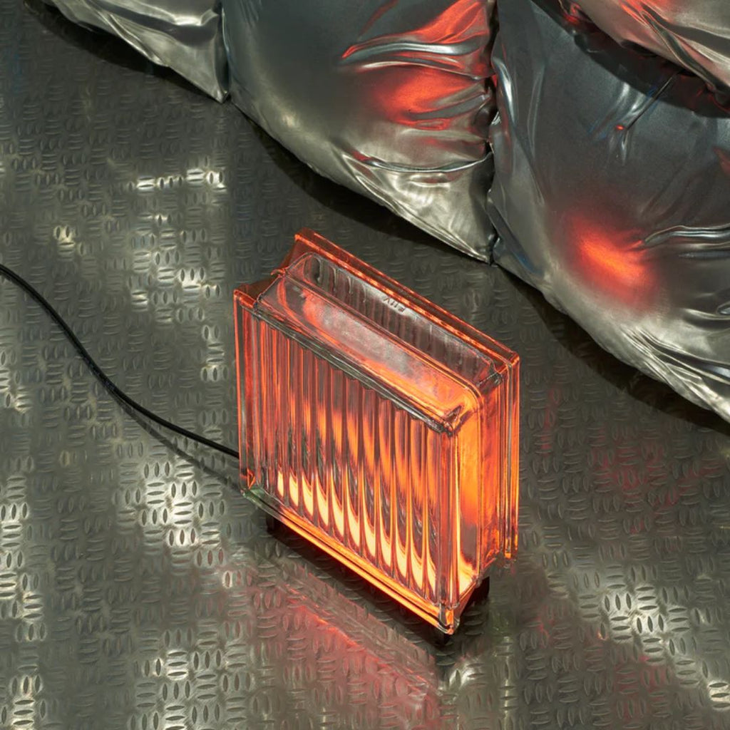 Linear Lamp 01 — Kismas