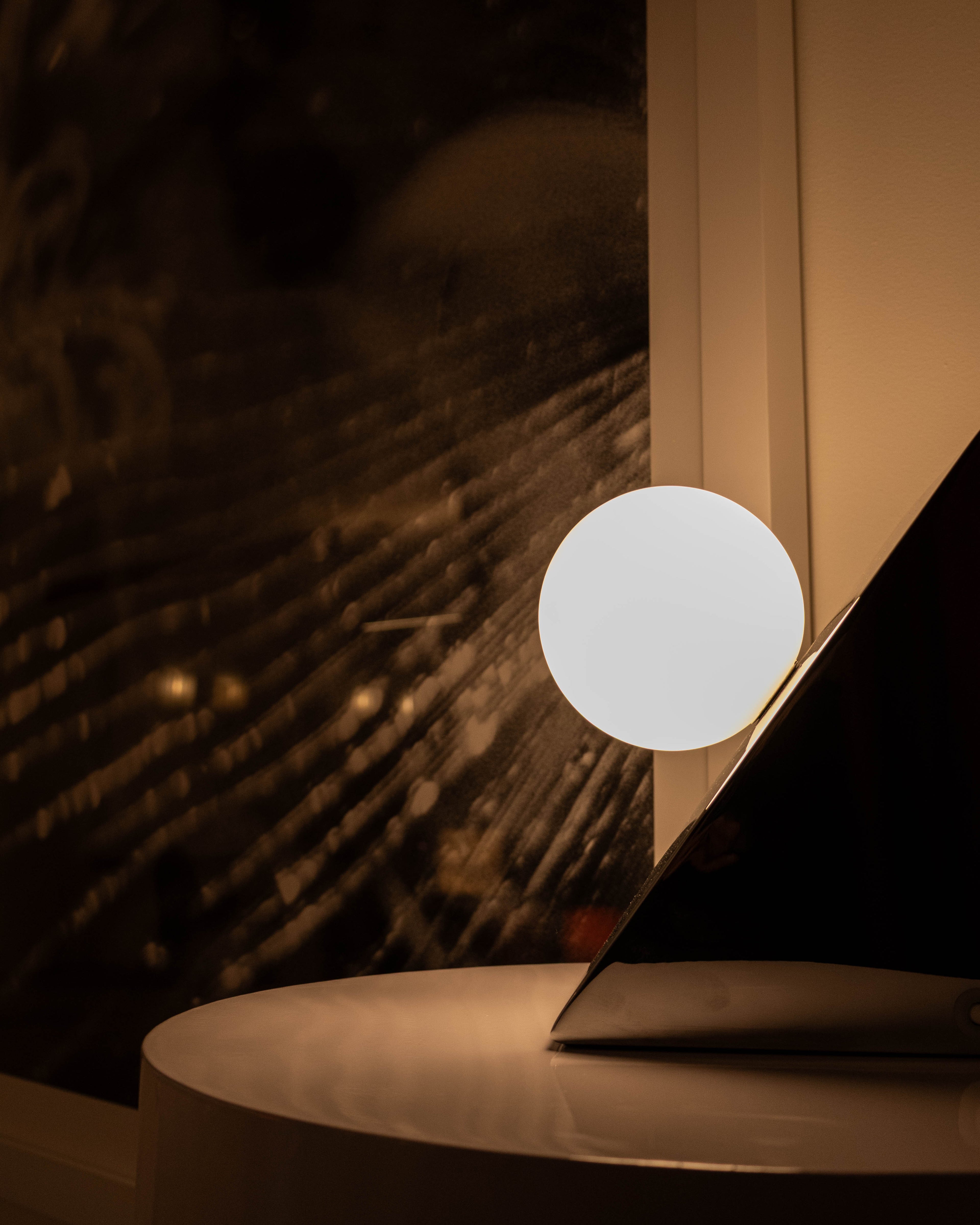 Edge Lamp — By Gray