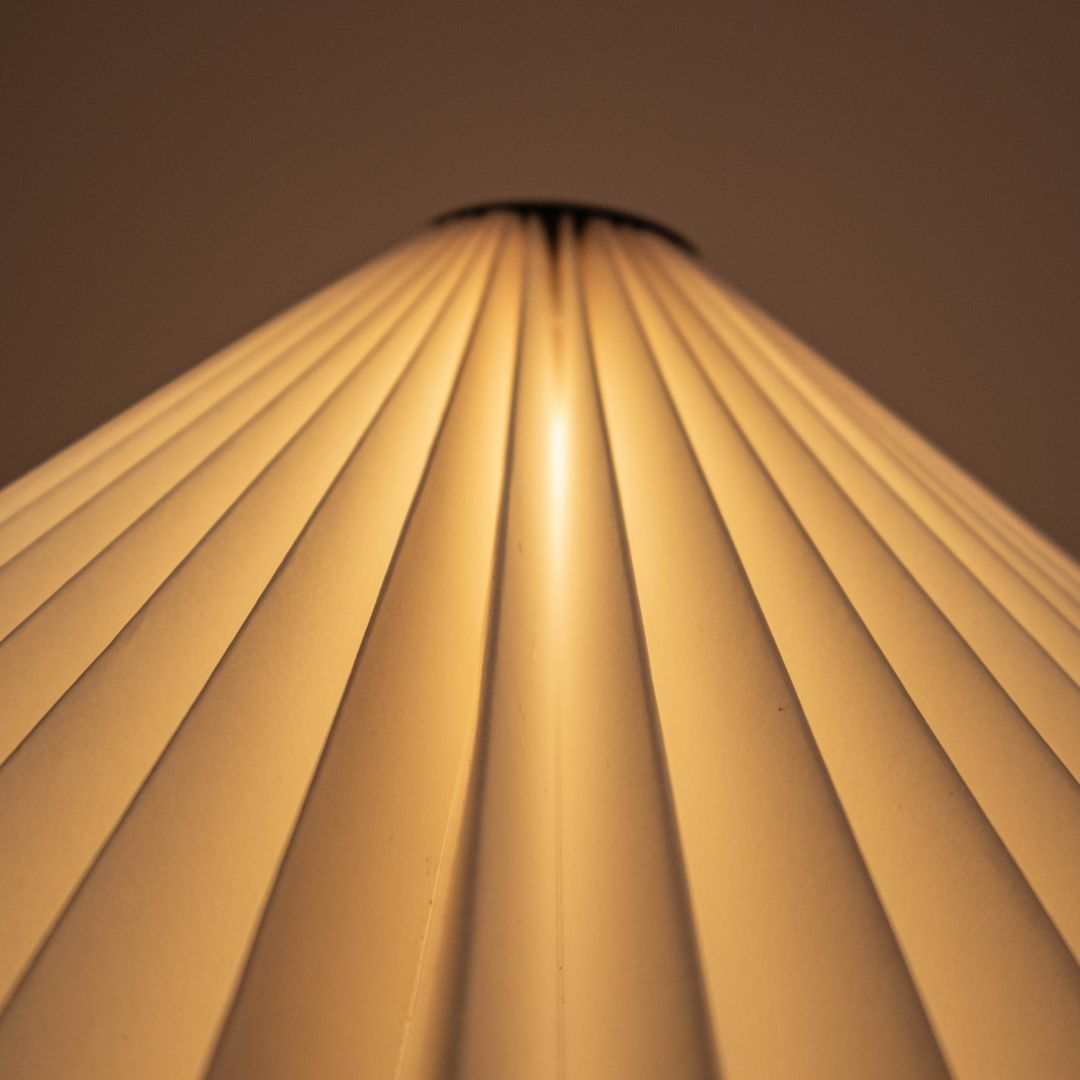 Pleat Lamp — Fold