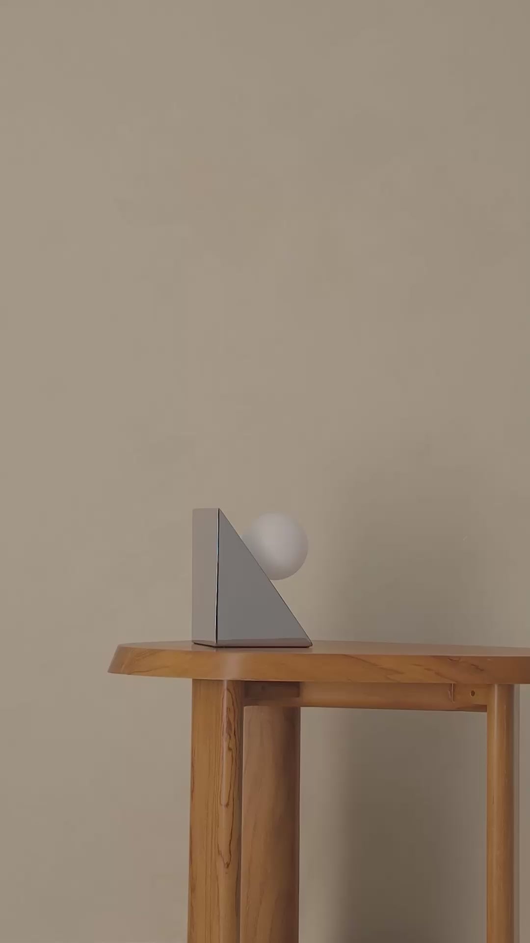 Edge Lamp — By Gray